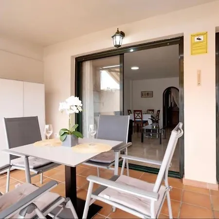 Apartamento Geranios Apartment *