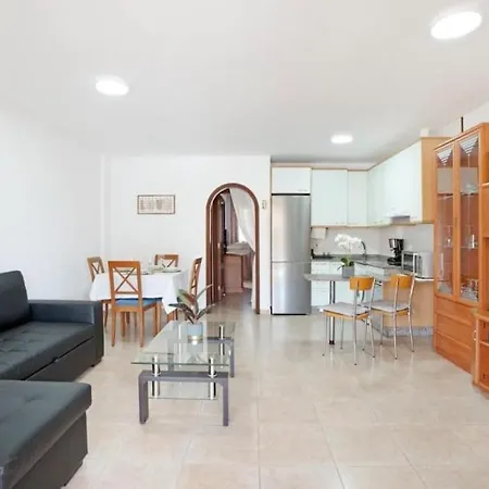 Apartamento Geranios Apartment *